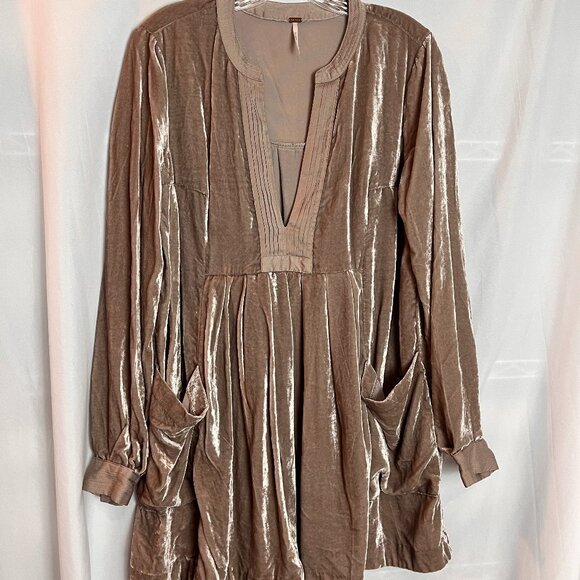 Free People Tops - Women's Taupe Long slv v-neck Free People Tunic, Size S